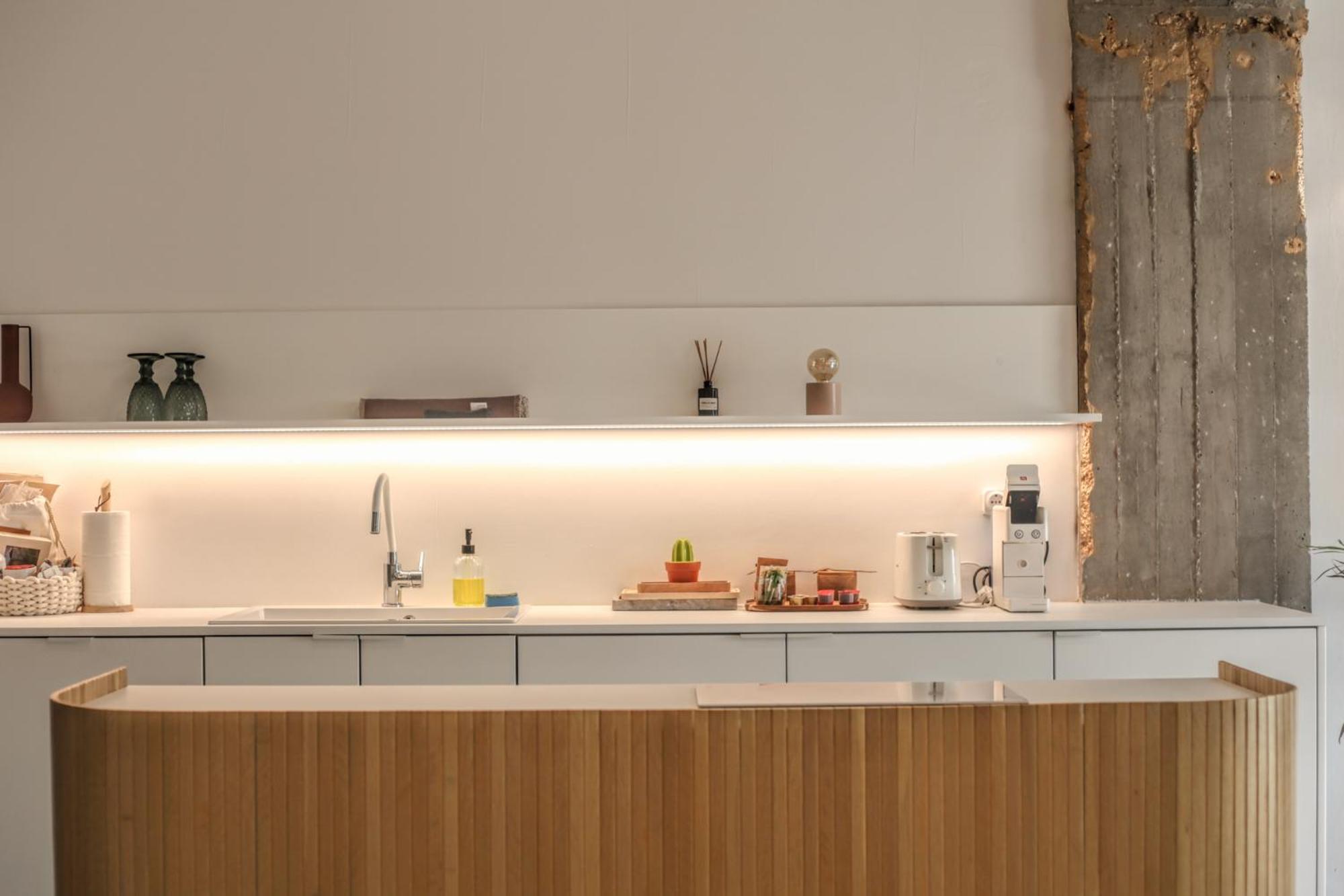 Convent Apartments - Huge One Combination كالامباكا المظهر الخارجي الصورة