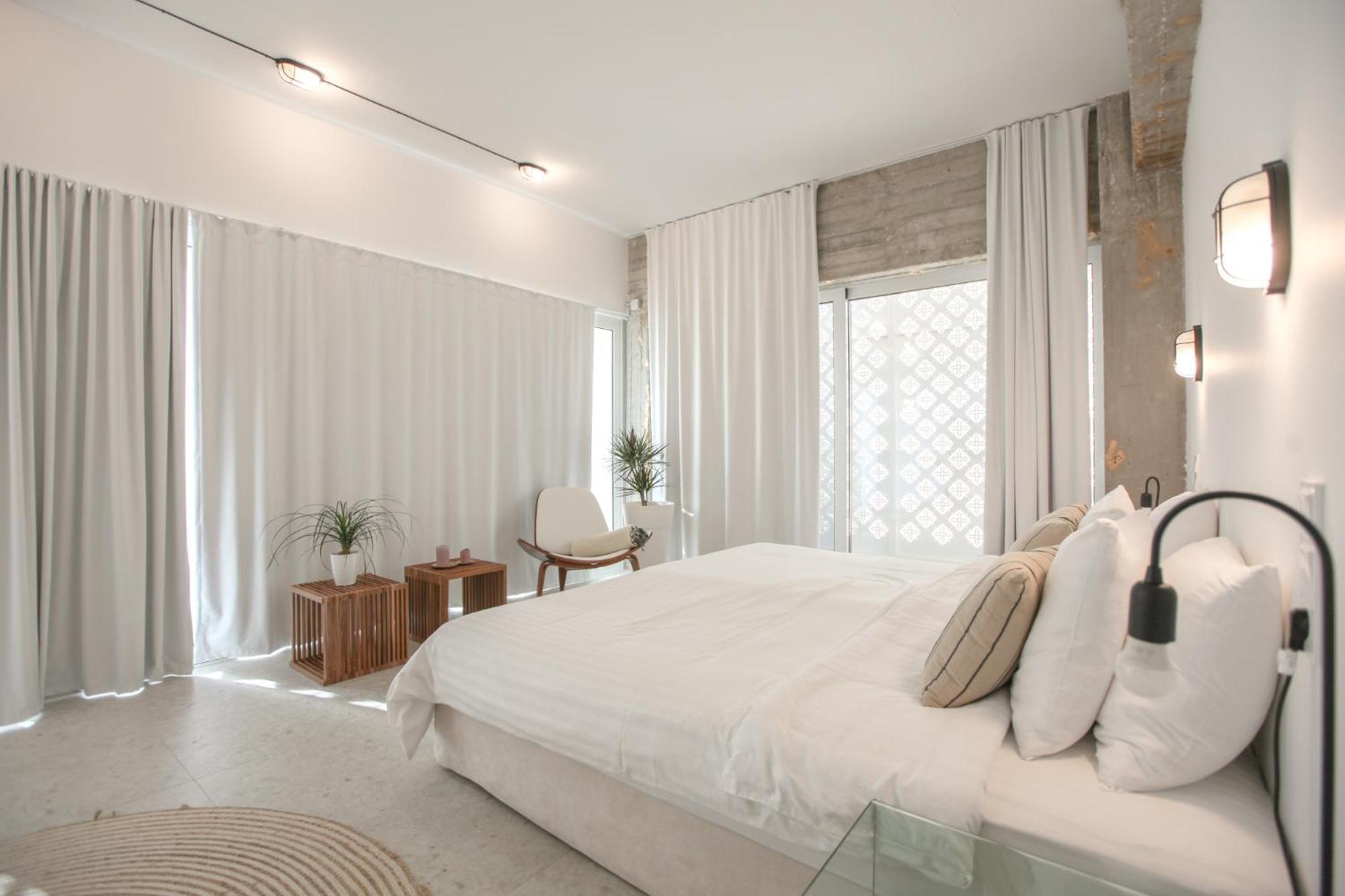 Convent Apartments - Huge One Combination كالامباكا المظهر الخارجي الصورة